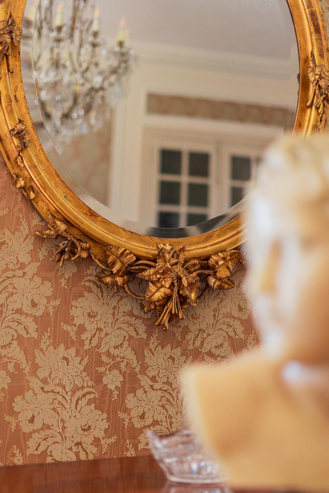 Castel Bois Marie, Maison D'Hotes Montauban Bagian luar foto Detail of the mirror