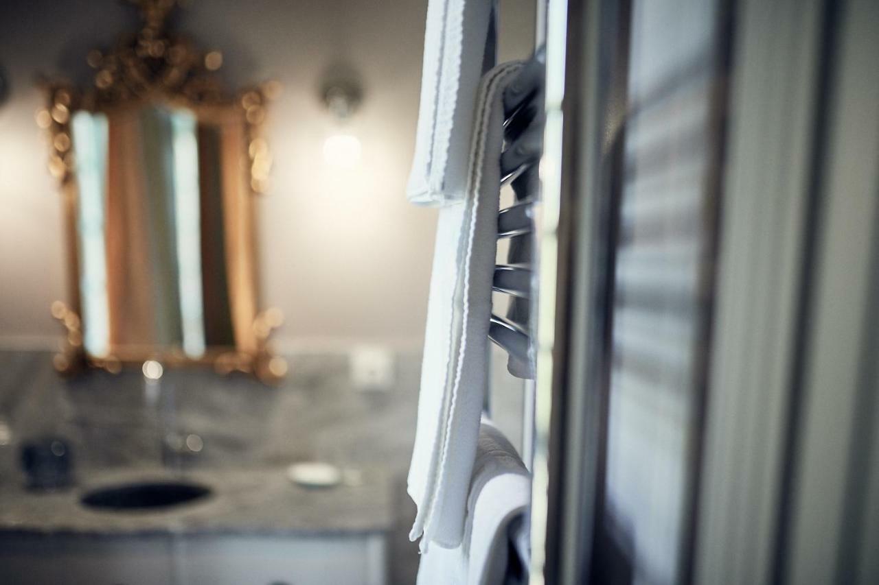Castel Bois Marie, Maison D'Hotes Montauban Bagian luar foto Towel warmer